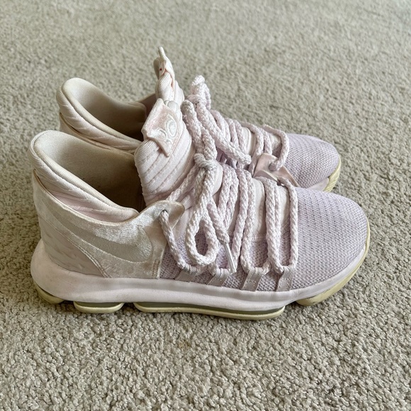 Nike KD Aunt Pearl - Picture 1 of 3